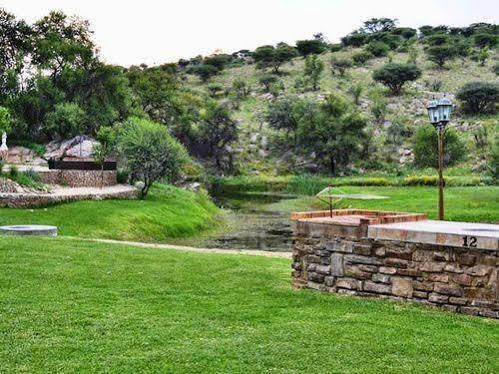 Sun Karros Daan Viljoen Otel Windhoek Dış mekan fotoğraf